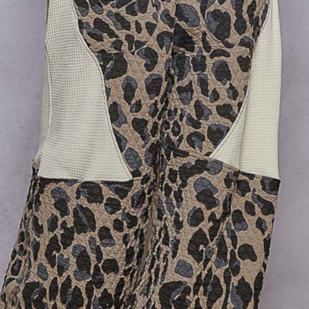 Pol WYP56 Taupe Leopard Print Pants. Various Sizes. ๐ธ๐ธ NWT. - Picture 2 of 3